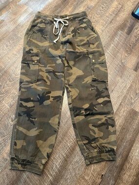 POL Wide Leg Women's Cargo Jumpsuit Pants - Camouflage Green